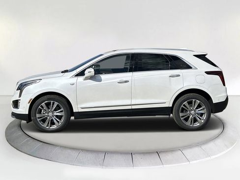 New 2026 Cadillac XT5 Premium Luxury w/ Driver Assist Package image 2