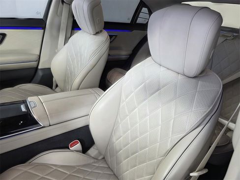 Certified 2023 Mercedes-Benz S 580 4MATIC Sedan image 11
