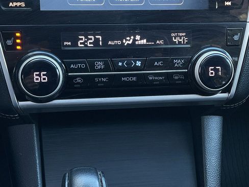 Used 2018 Subaru Outback 2.5i Limited image 37