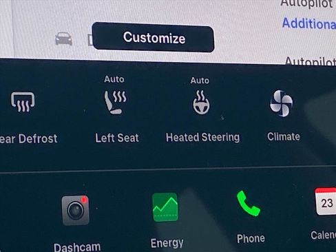 Used 2023 Tesla Model 3 Standard Range image 18