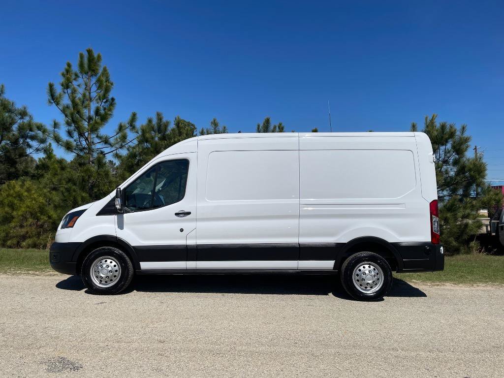 Used 2024 Ford Transit 150 148 Medium Roof AWD w/ Load Area Protection Package image 4
