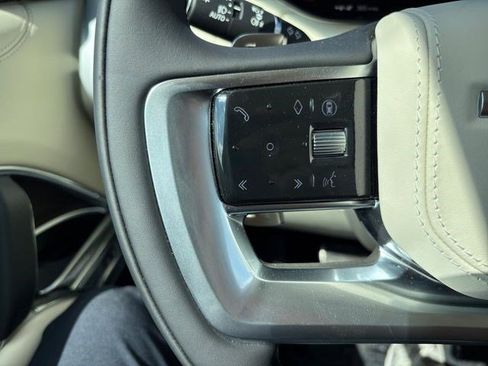 New 2026 Land Rover Range Rover SE image 27