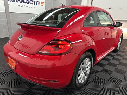 Used 2019 Volkswagen Beetle 2.0T S image 10