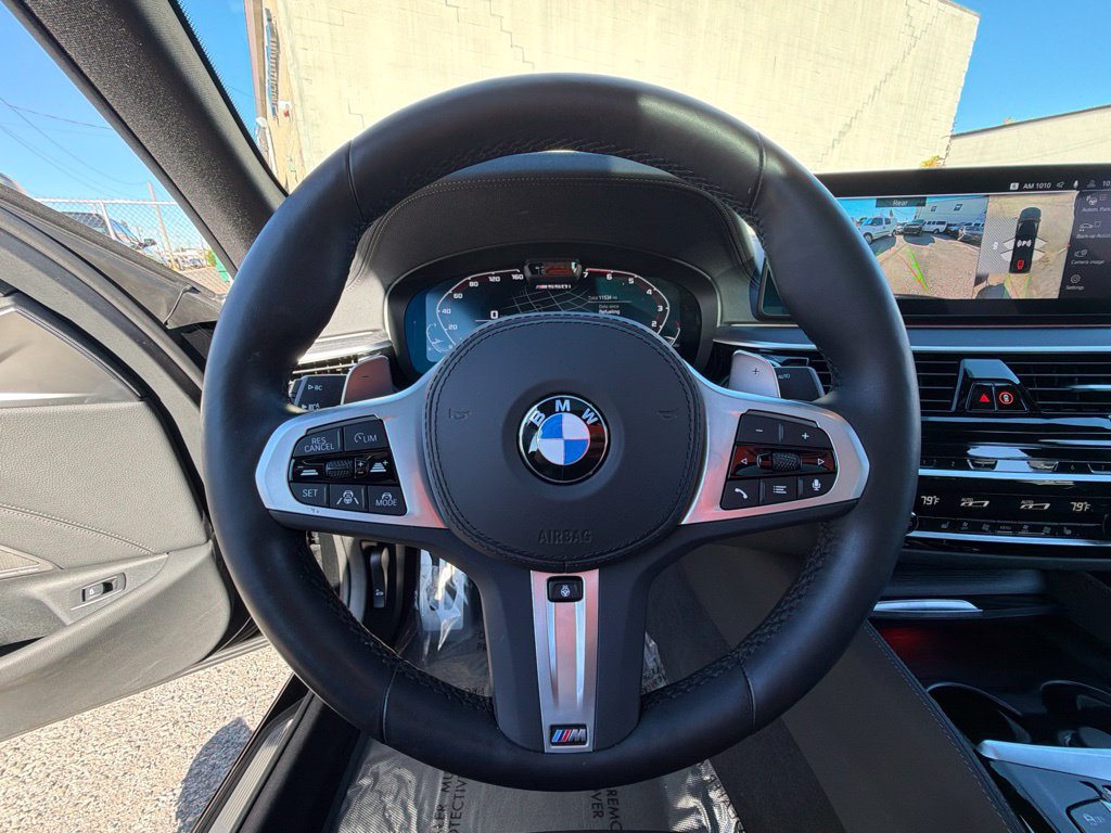 Used 2023 BMW M550i xDrive w/ Executive Package AWD/4WD image 28