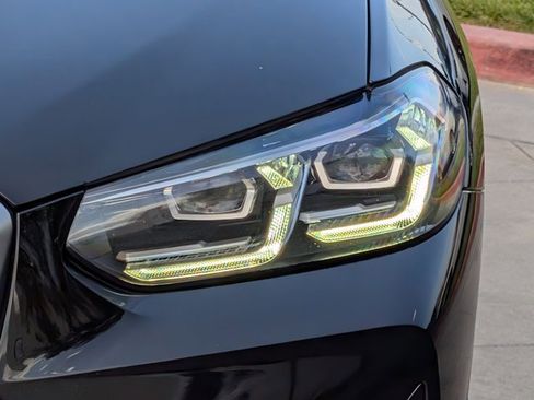 Certified 2023 BMW X3 sDrive30i w/ Convenience Package RWD image 9