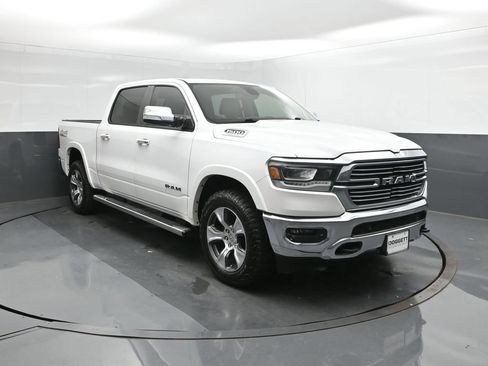 Used 2019 RAM 1500 Laramie AWD/4WD image 17