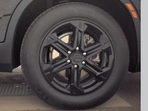 Certified 2023 Chevrolet Blazer LT w/ Driver Confidence Package image 11