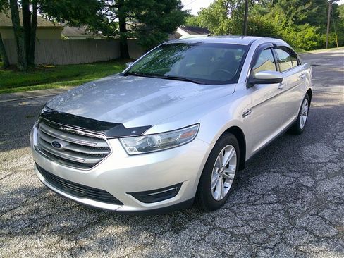 Used 2013 Ford Taurus SEL FWD image 1