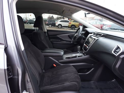Used 2019 Nissan Murano S image 28