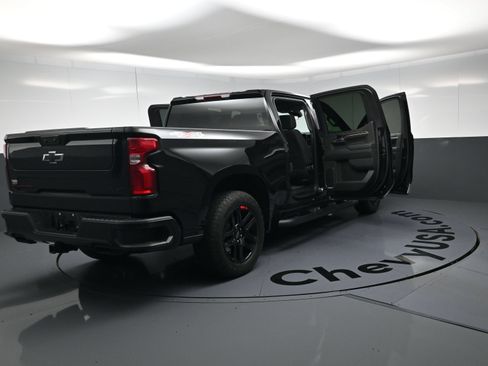 Used 2024 Chevrolet Silverado 1500 RST w/ Redline Edition AWD/4WD image 24
