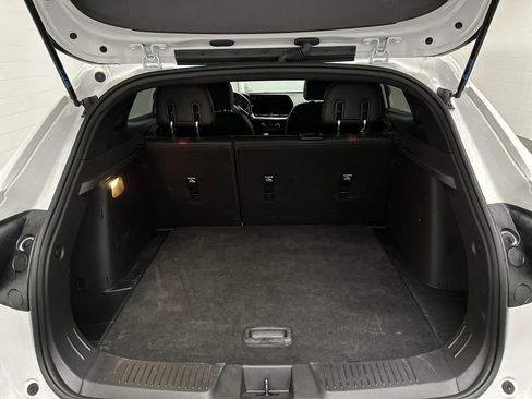 Used 2025 Chevrolet Trax RS w/ Driver Confidence Package image 14