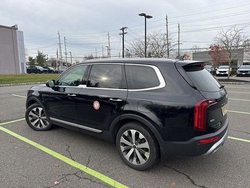 Used 2022 Kia Telluride S image 6