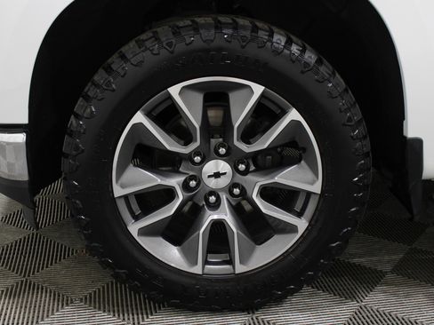 Used 2020 Chevrolet Silverado 1500 LT w/ All-Star Edition RWD image 31