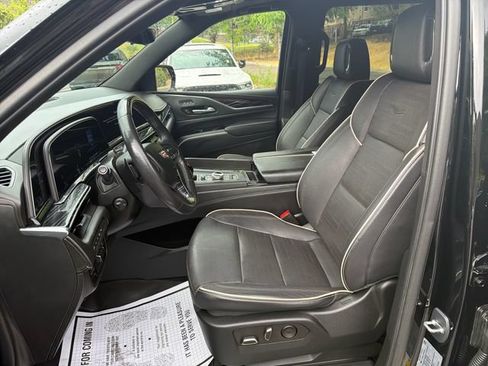 Used 2023 Cadillac Escalade ESV Sport AWD/4WD image 9