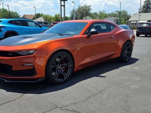 Used 2023 Chevrolet Camaro SS RWD image 3
