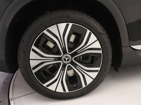 New 2026 Mercedes-Benz EQE 320 4MATIC SUV image 13