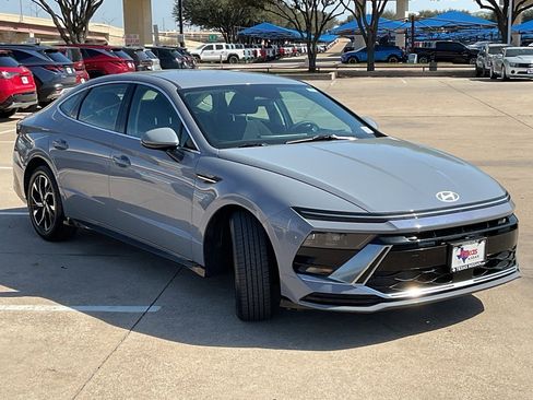 Used 2025 Hyundai Sonata SEL image 4