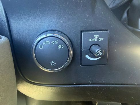 Used 2022 GMC Savana 2500 RWD image 15