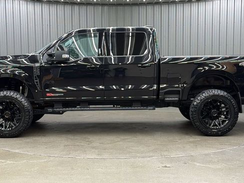 Used 2024 Ford F250 Lariat w/ Lariat Ultimate Package image 2