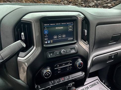 Used 2019 Chevrolet Silverado 1500 Custom Trail Boss w/ Custom Convenience Package image 21