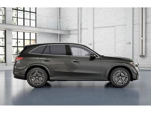 New 2026 Mercedes-Benz GLC 300 4MATIC image 2