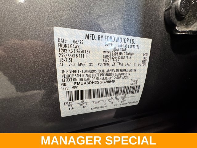 Used 2025 Ford Explorer Active AWD/4WD image 27