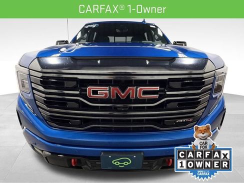 Certified 2024 GMC Sierra 1500 AT4 w/ Technology Package AWD/4WD image 3