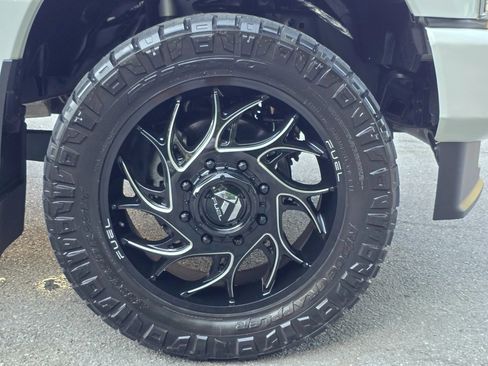 Used 2022 Ford F350 Limited AWD/4WD image 41