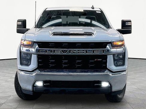 Used 2022 Chevrolet Silverado 2500 LT w/ Convenience Package AWD/4WD image 2