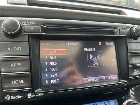 Used 2014 Toyota RAV4 Limited image 16