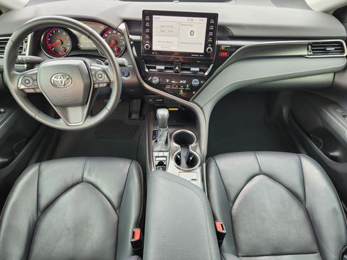 Used 2023 Toyota Camry XSE image 28