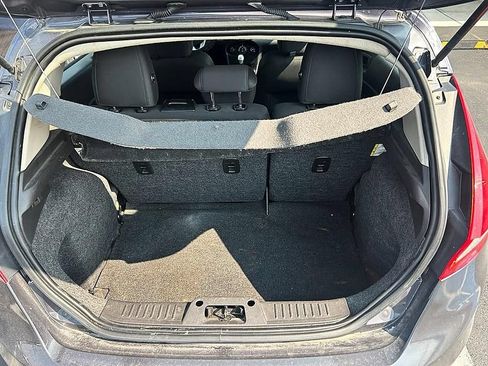 Used 2013 Ford Fiesta SE FWD image 17