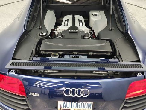 Used 2008 Audi R8 V8 image 12