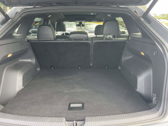 Certified 2023 Volkswagen Atlas Cross Sport SEL Premium R-Line AWD/4WD image 10