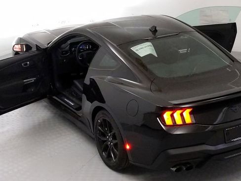 New 2025 Ford Mustang Premium image 23
