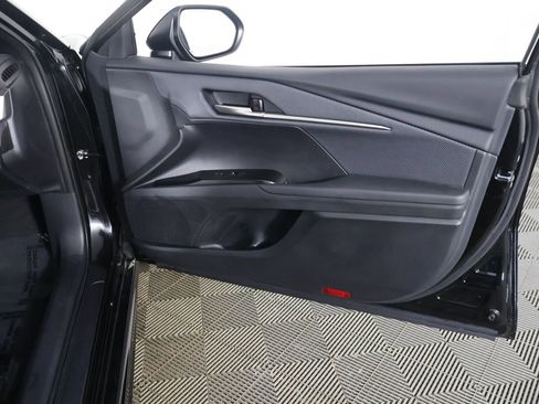 Used 2025 Toyota Camry SE image 21