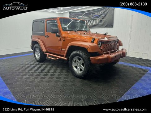 Used 2011 Jeep Wrangler Rubicon w/ Dual Top Group AWD/4WD image 1