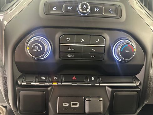 Used 2022 Chevrolet Silverado 1500 W/T w/ WT Value Package image 21