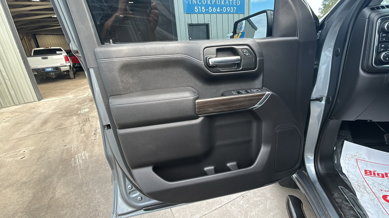 Used 2020 Chevrolet Silverado 1500 RST w/ All-Star Edition AWD/4WD image 10