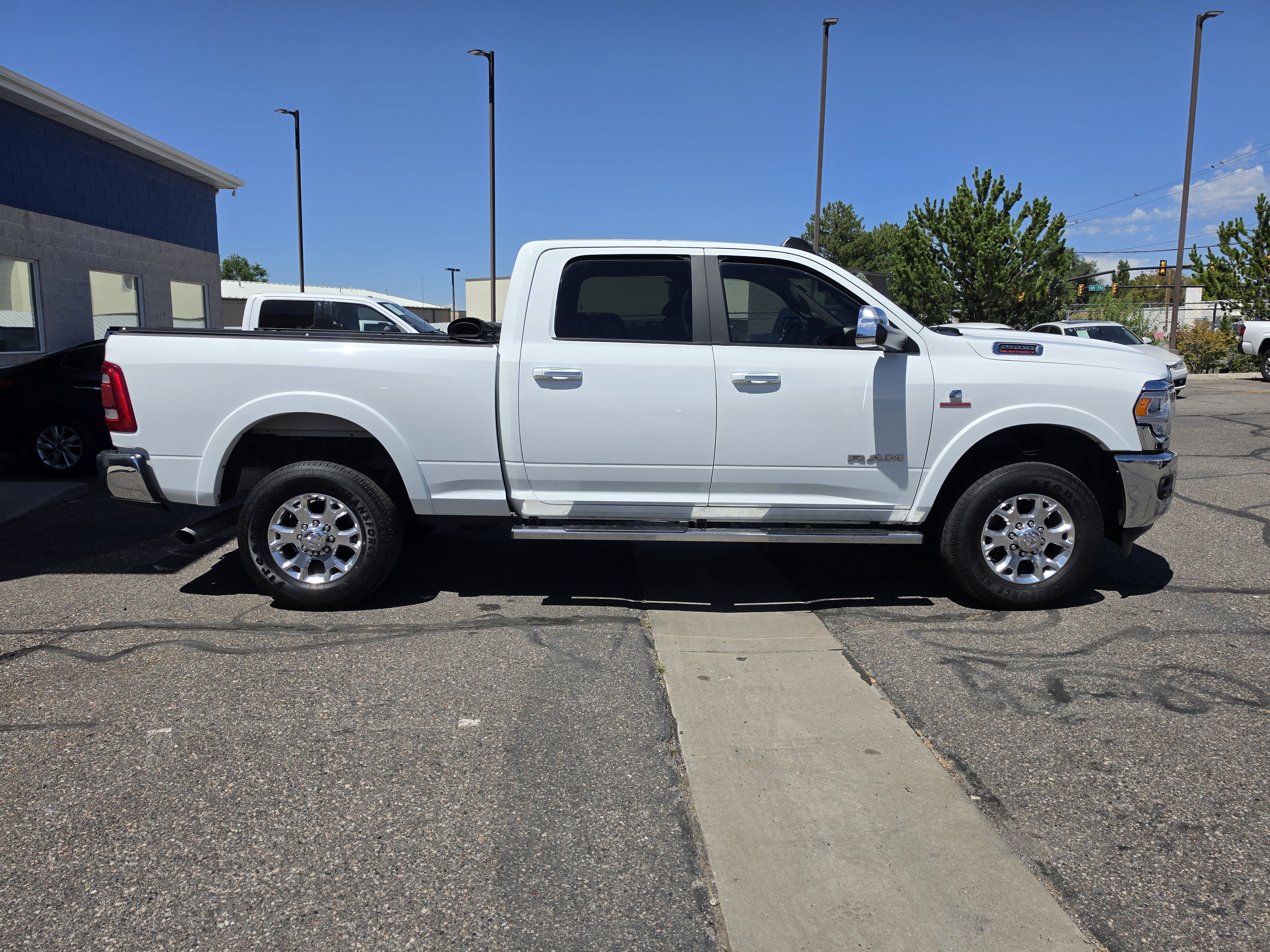 Used 2022 RAM 2500 Laramie AWD/4WD image 8
