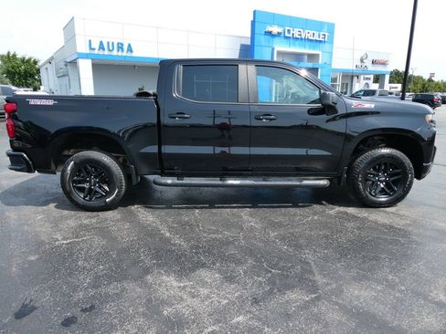 Used 2020 Chevrolet Silverado 1500 LT Trail Boss w/ Midnight Edition AWD/4WD image 5