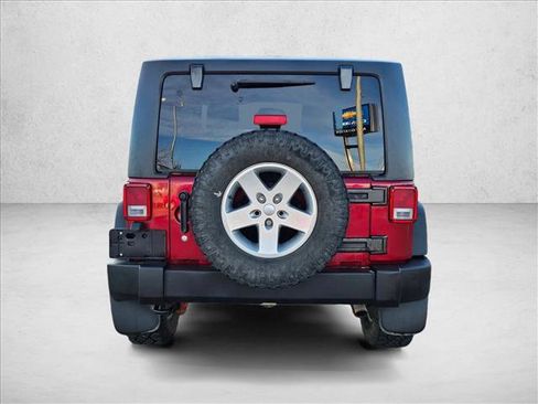 Used 2012 Jeep Wrangler Rubicon w/ PWR Convenience Group image 7