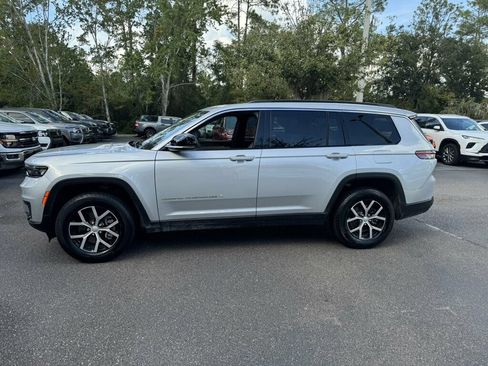 Used 2025 Jeep Grand Cherokee L Limited w/ Trailer Tow Package AWD/4WD image 2