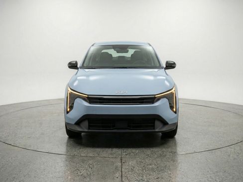 Used 2025 Kia K4 FWD image 2