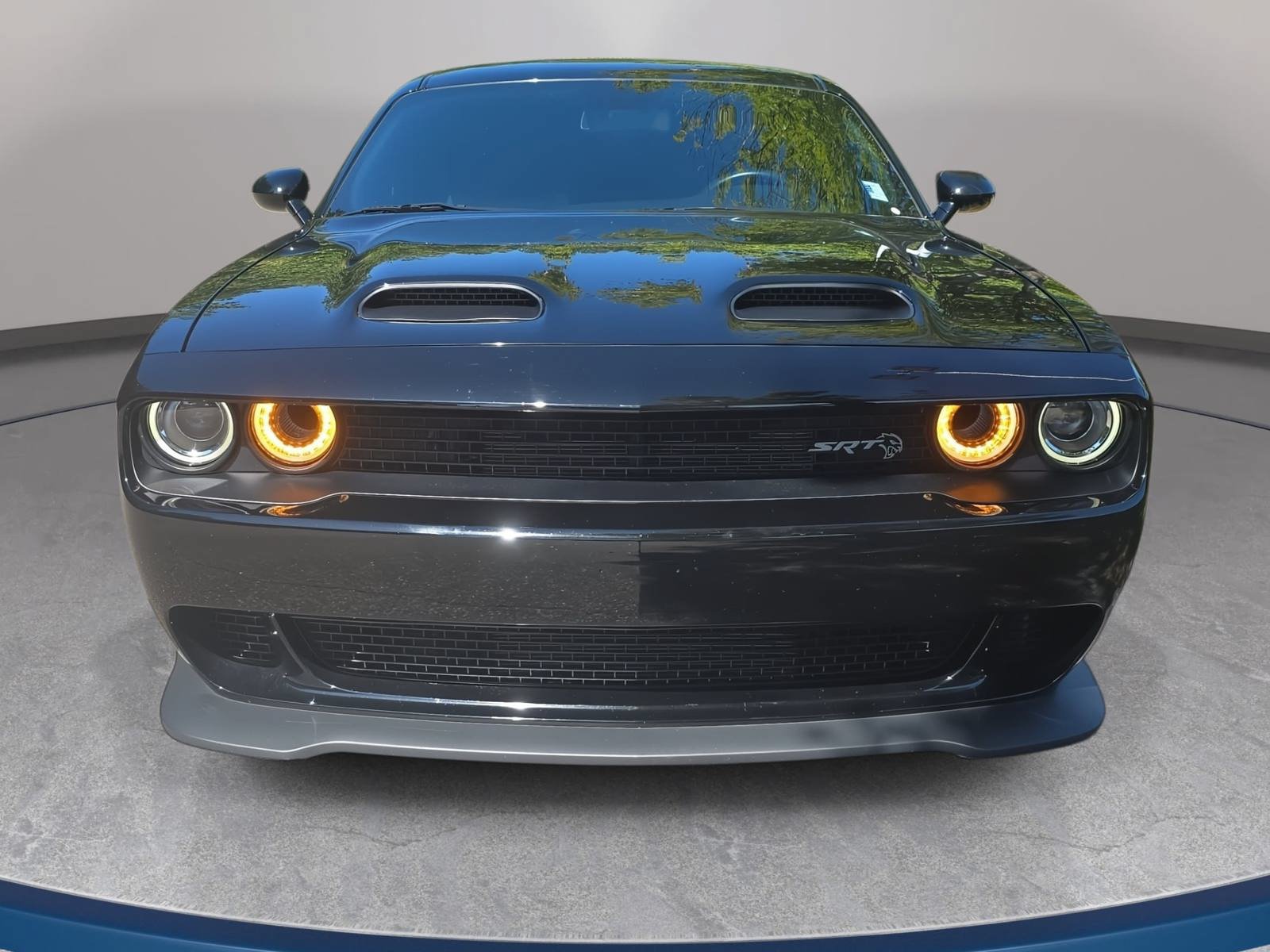 Used 2023 Dodge Challenger SRT Hellcat w/ Driver Convenience Group RWD image 2