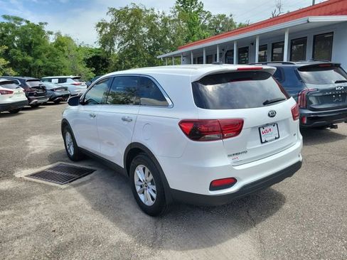 Used 2020 Kia Sorento L FWD image 3
