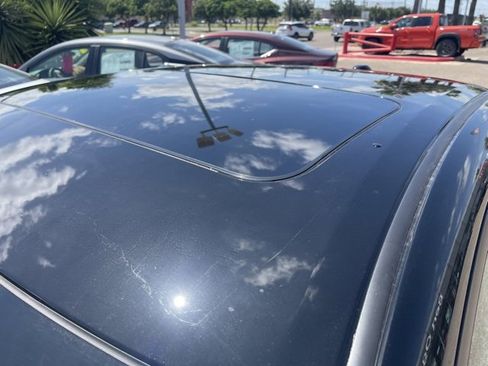 New 2025 Nissan Sentra SR w/ SR Premium Package image 9