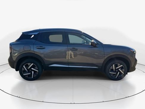 New 2026 Nissan Kicks SV w/ Charging Package image 11
