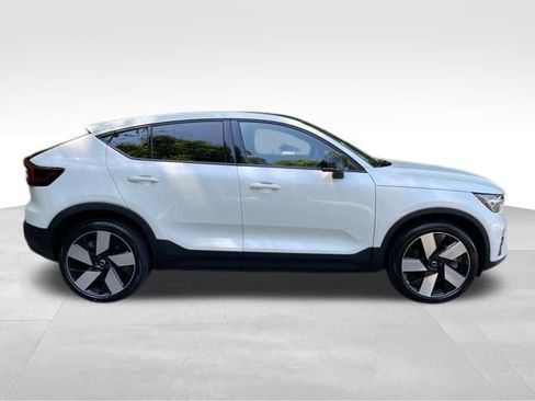 Certified 2023 Volvo C40 P8 Recharge Ultimate w/ Protection Package Premier AWD/4WD image 10