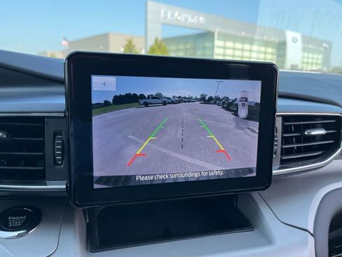 Used 2023 Ford Explorer XLT w/ Equipment Group 202A image 34